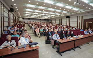 第十四届郭可信电子显微学与晶体学暑期学习班暨纪念郭可信先生诞辰100周年学术研讨会成功举办